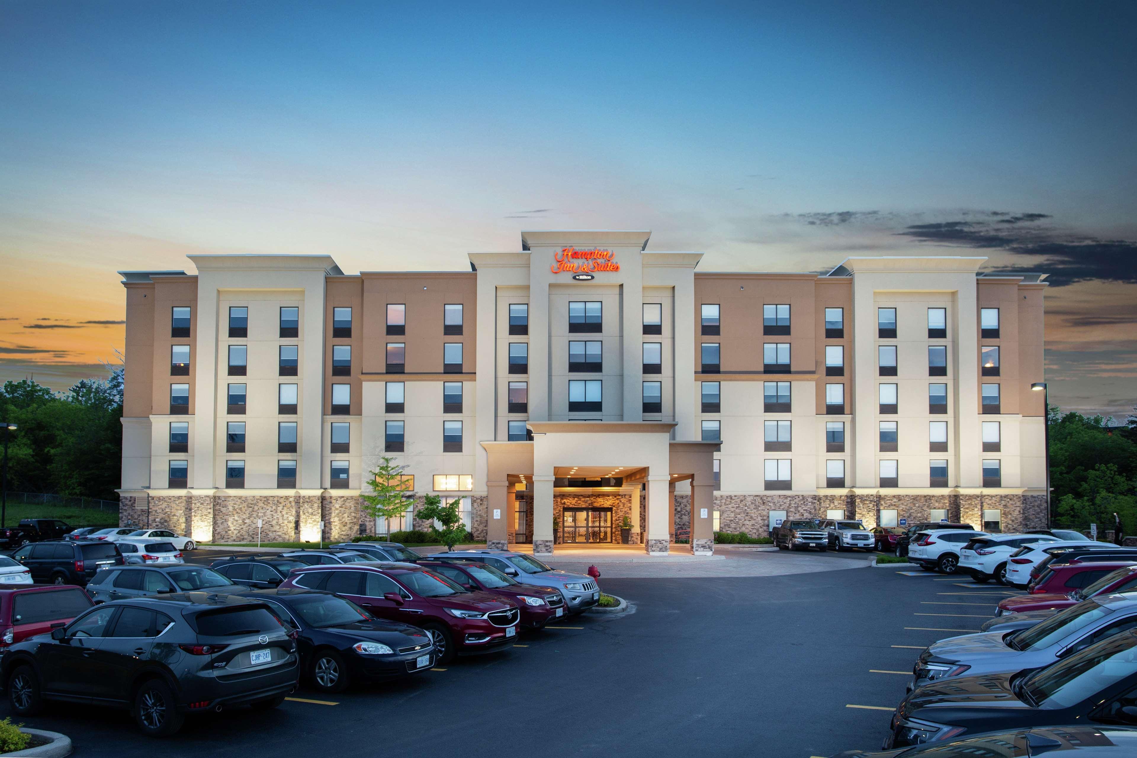 Hampton Inn & Suites By Hilton Barrie Esterno foto