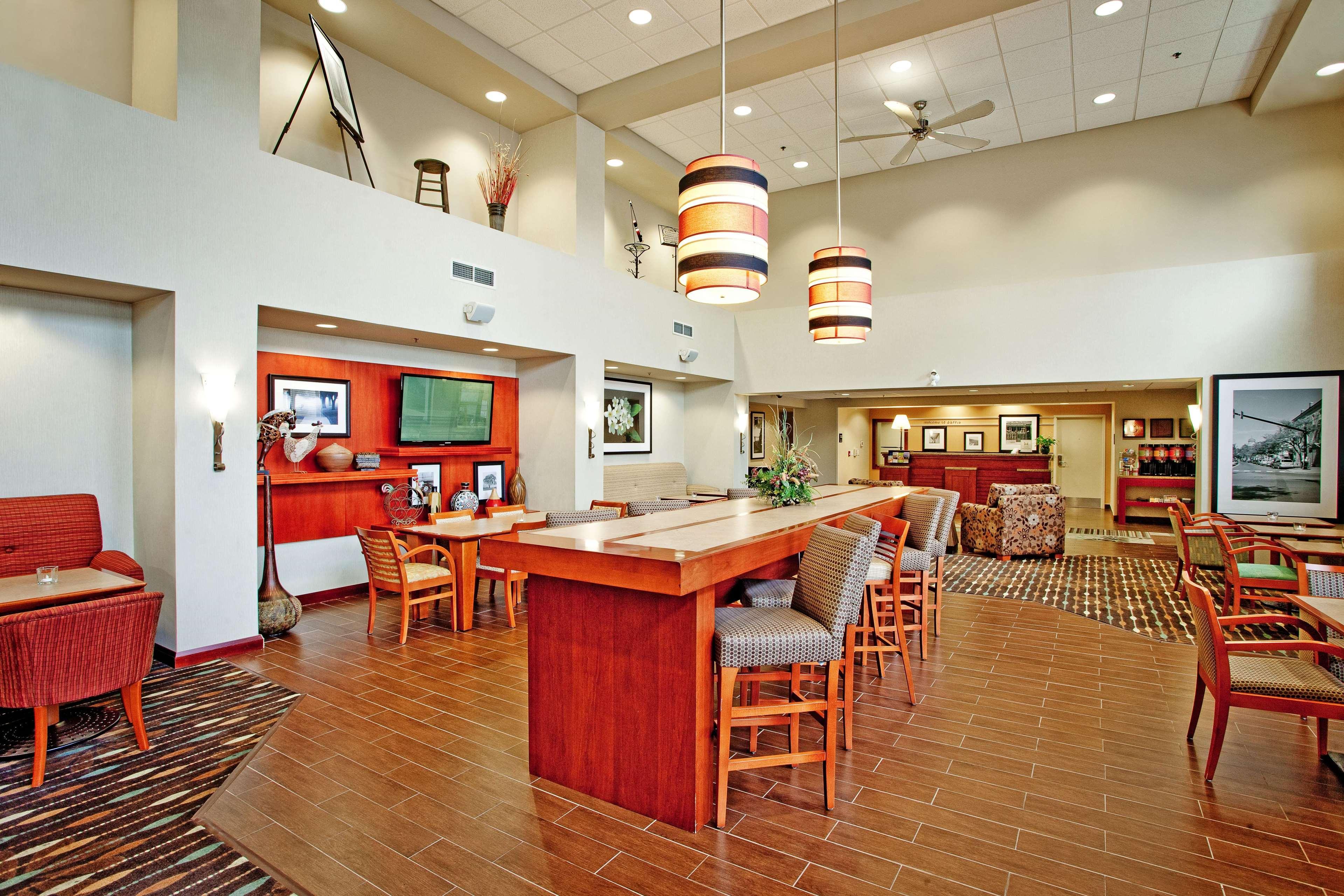 Hampton Inn & Suites By Hilton Barrie Esterno foto