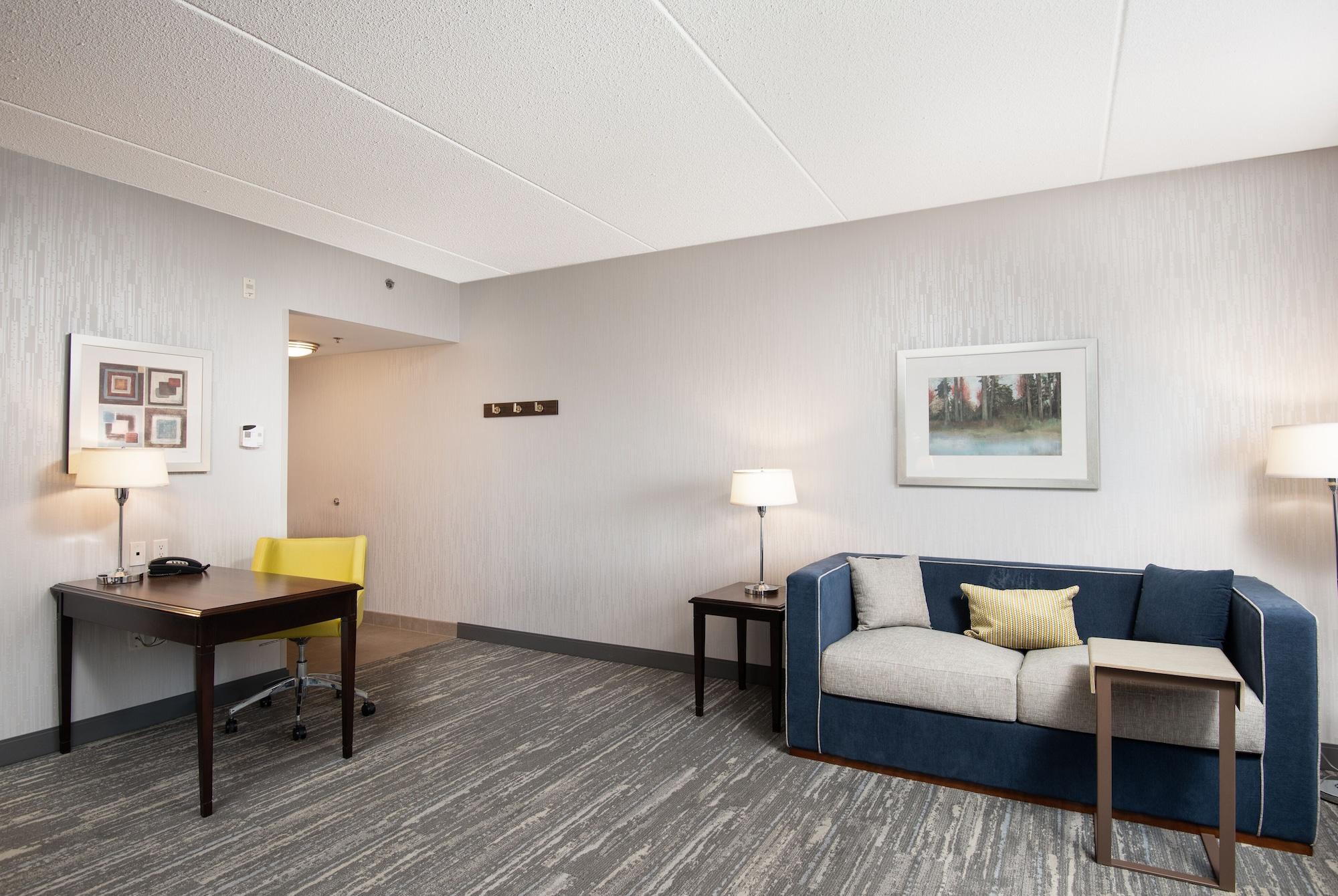 Hampton Inn & Suites By Hilton Barrie Esterno foto