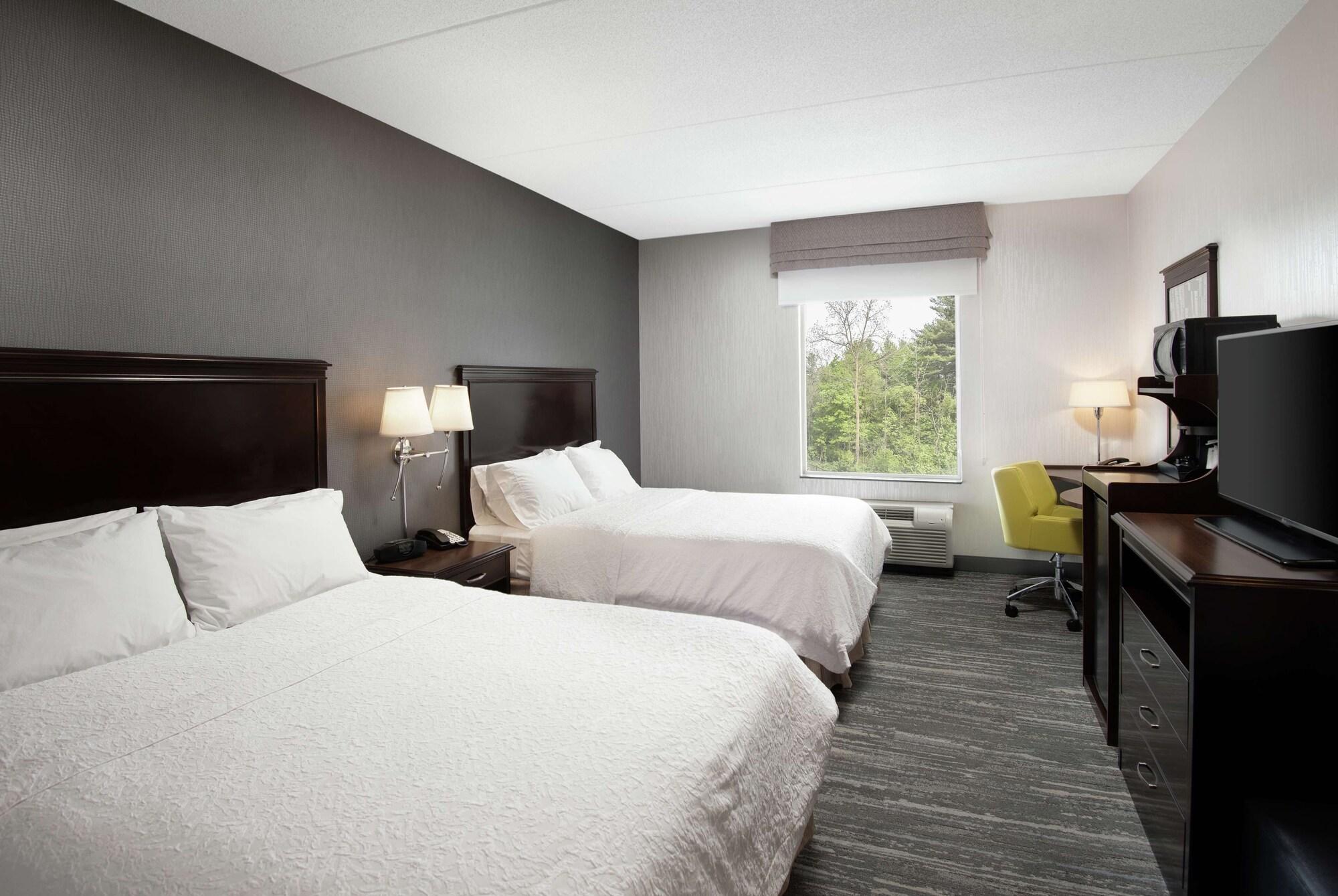 Hampton Inn & Suites By Hilton Barrie Esterno foto