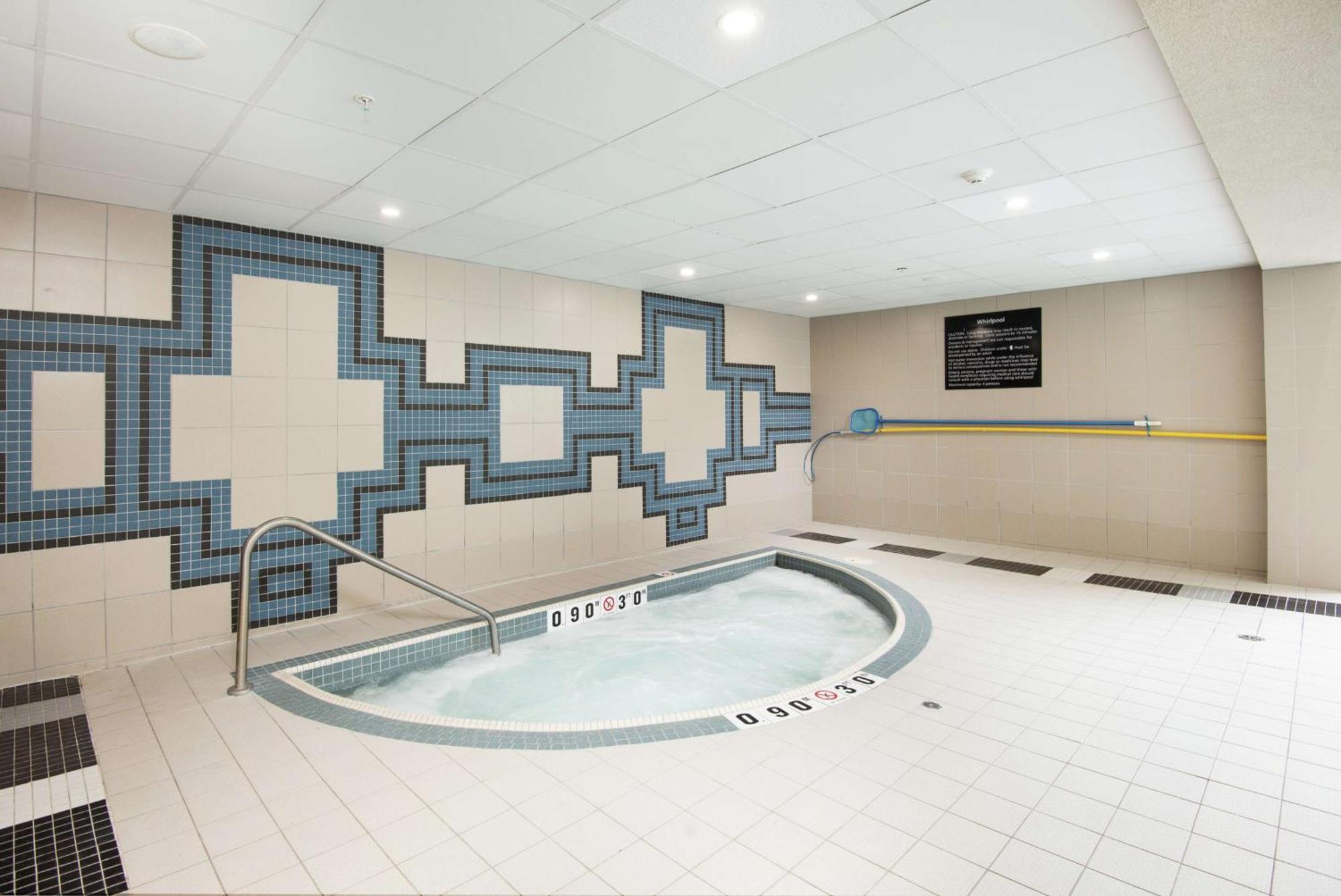 Hampton Inn & Suites By Hilton Barrie Esterno foto