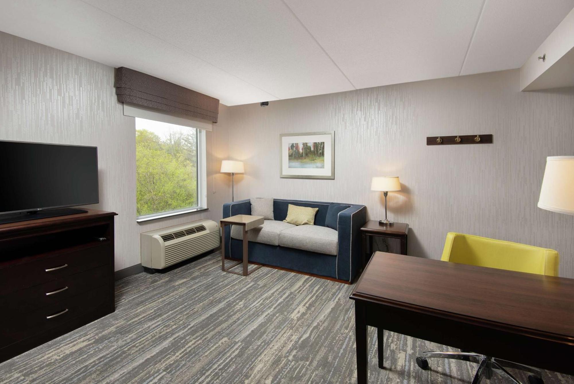 Hampton Inn & Suites By Hilton Barrie Esterno foto