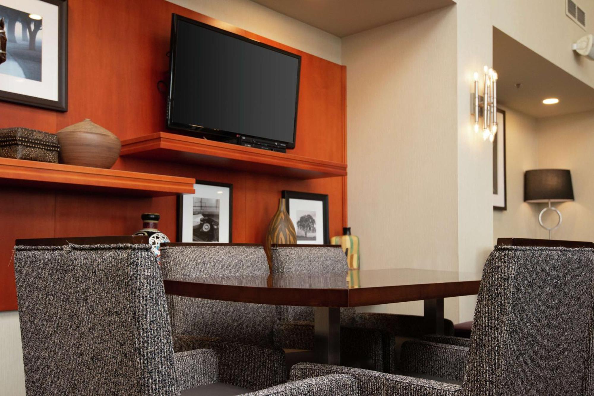Hampton Inn & Suites By Hilton Barrie Esterno foto